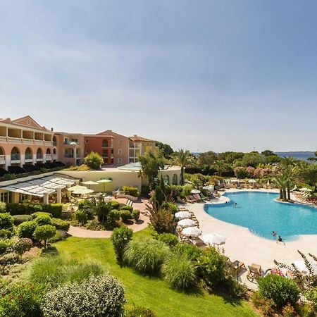 Residence Pierre & Vacances Premium Les Calanques Des Issambres Лес-Иссамбр Экстерьер фото