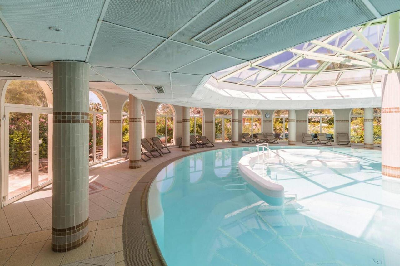 Residence Pierre & Vacances Premium Les Calanques Des Issambres Лес-Иссамбр Экстерьер фото