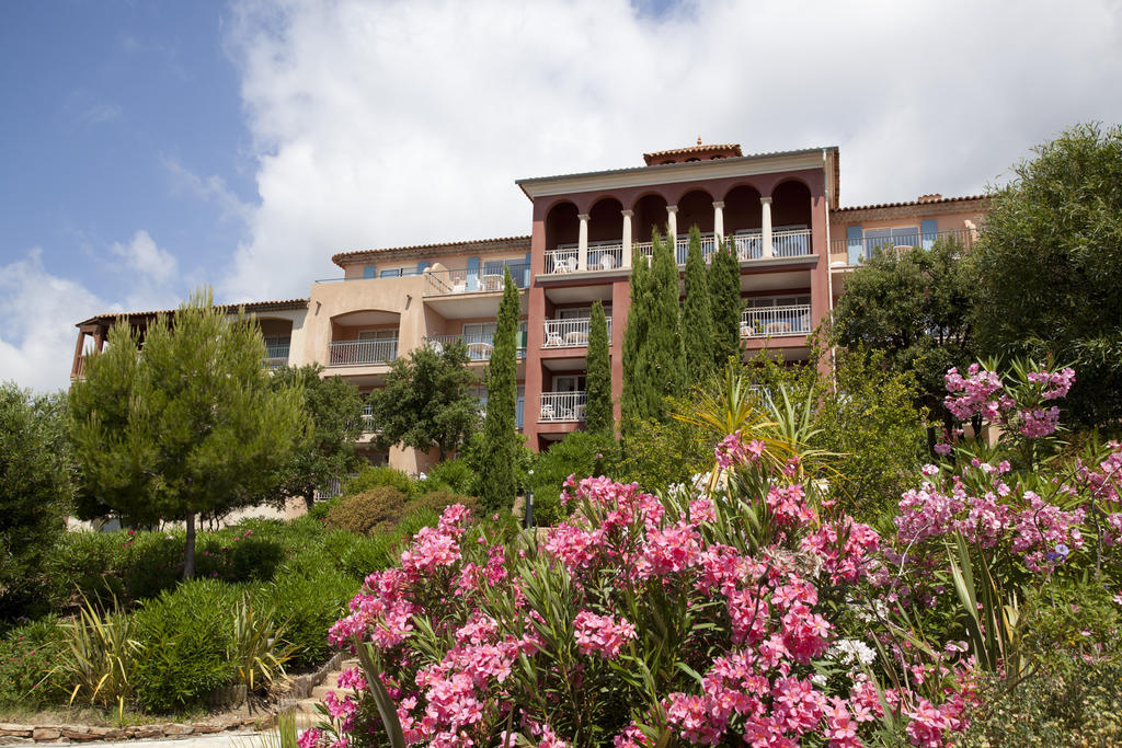 Residence Pierre & Vacances Premium Les Calanques Des Issambres Лес-Иссамбр Экстерьер фото